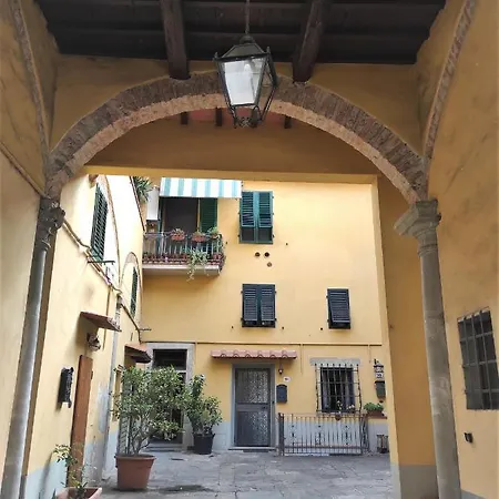 Careggi Garden Apartment *